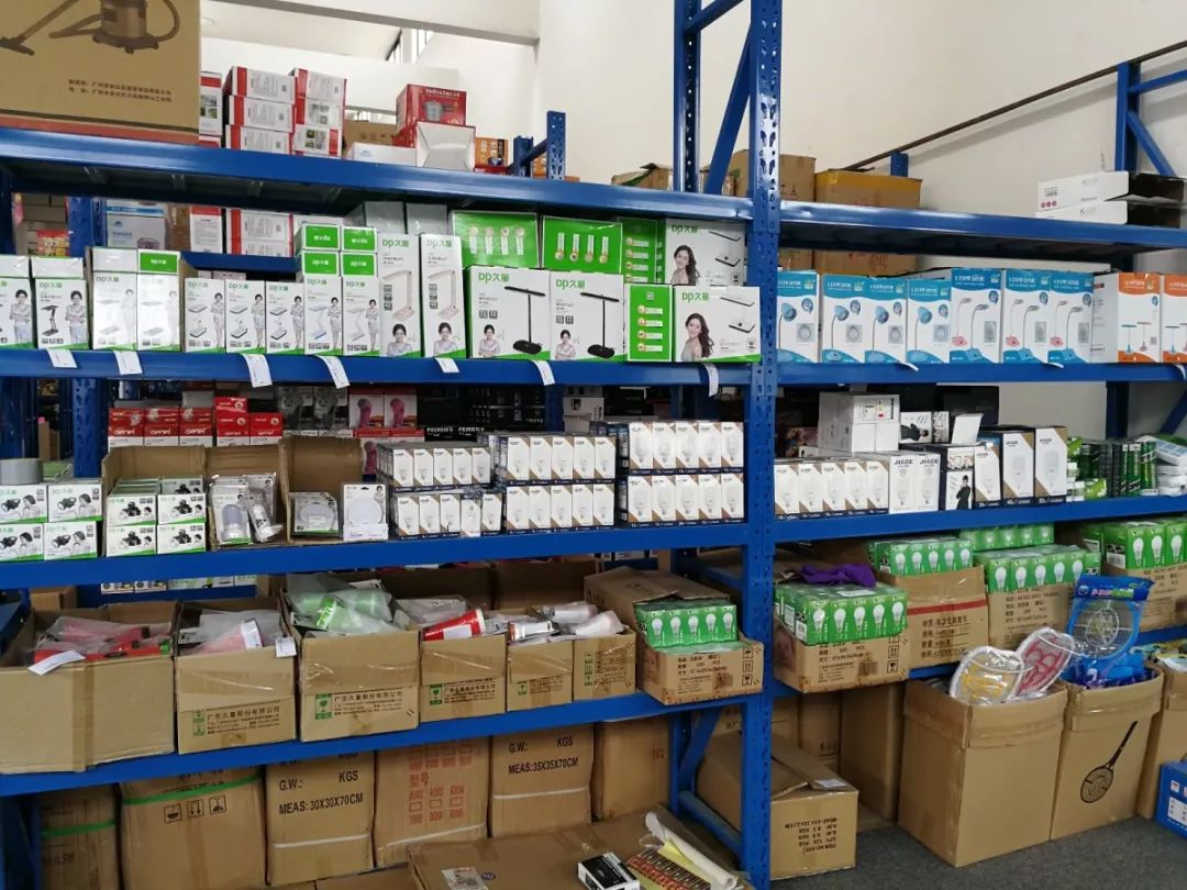 新天地倉儲批發(fā)商城于7月13號正式開業(yè)!